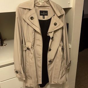 Trendy Trench Coat! Looking for a new home